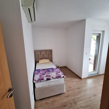 Apartment Enjoy Free Private Parking Мостар Экстерьер фото
